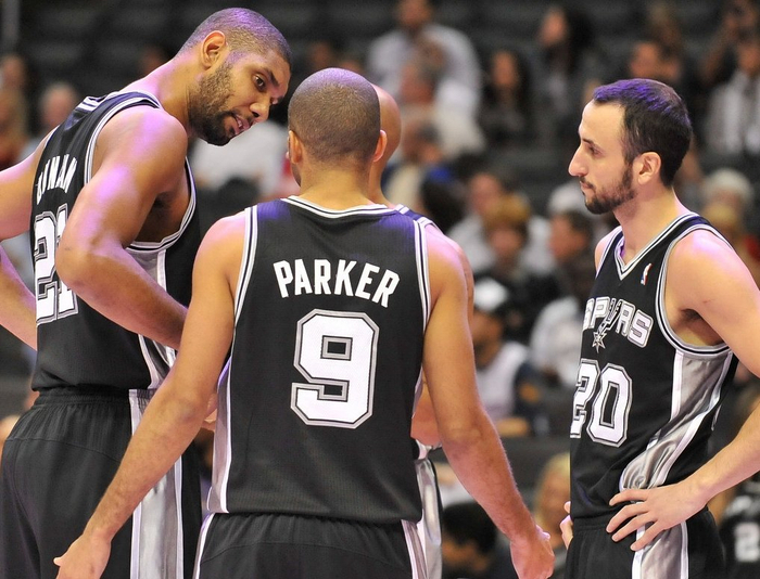 中国最孤独的奥运冠军：夺金后教练离场，几乎无人庆祝，背后原因曝光（中国最孤独的奥运冠军：夺冠瞬间教练离开，庆祝寥寥，原因揭晓）