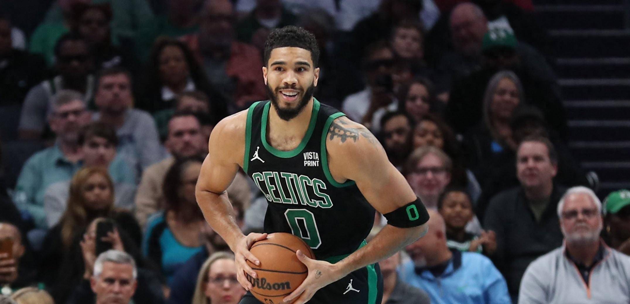 皇马官方更新球员伤情：马斯坦托诺已经恢复合练（皇马官方通报伤情进展：马斯坦托诺已回归合练）