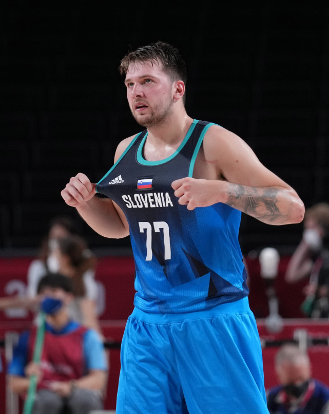 绝平＋绝杀，刺激到最后一秒（先绝平后绝杀，悬念拉满到终场）