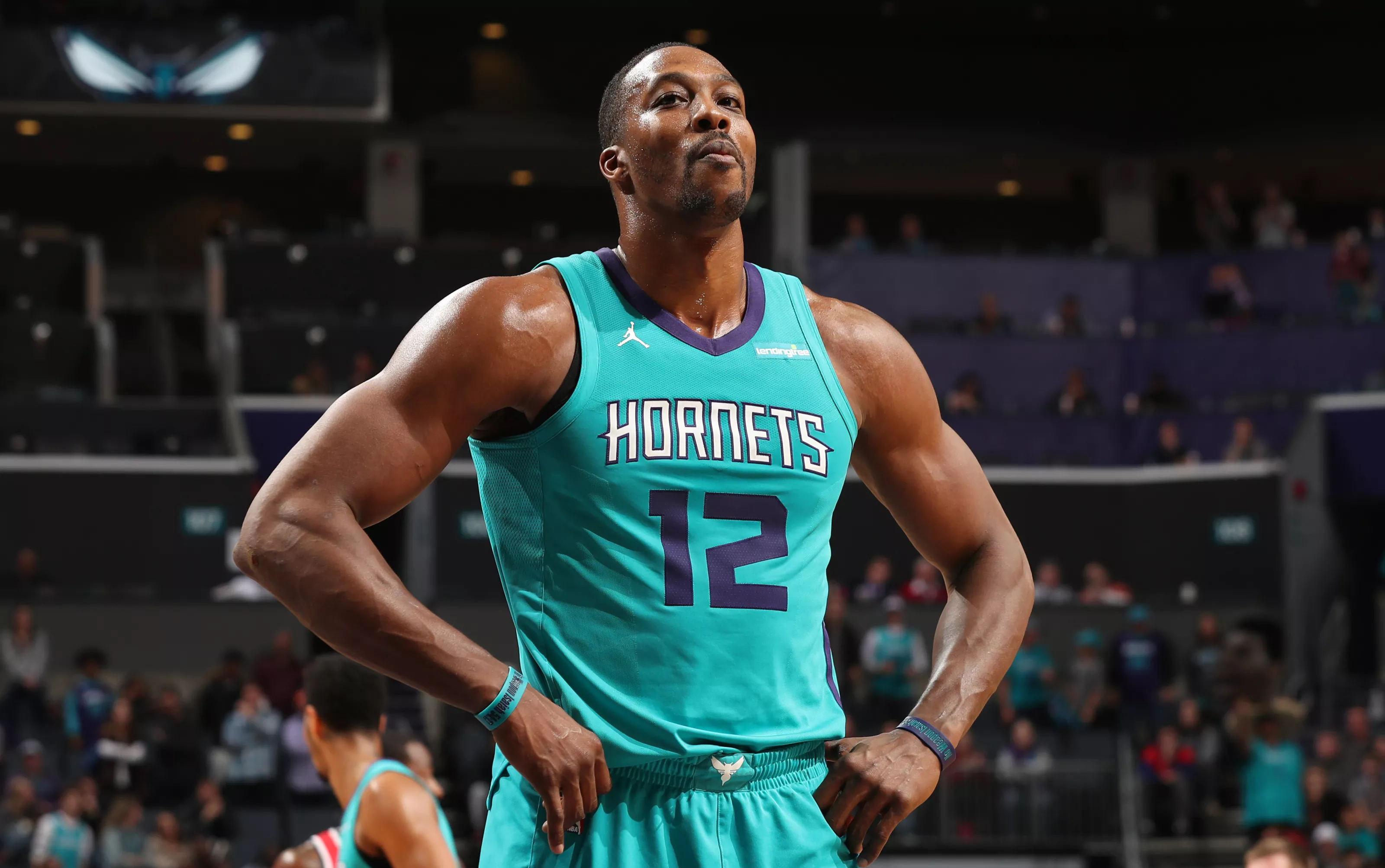 C罗晒精彩倒钩破门视频：谁来起个好标题🤔（C罗晒出惊天倒钩破门视频：标题你来定🤔）