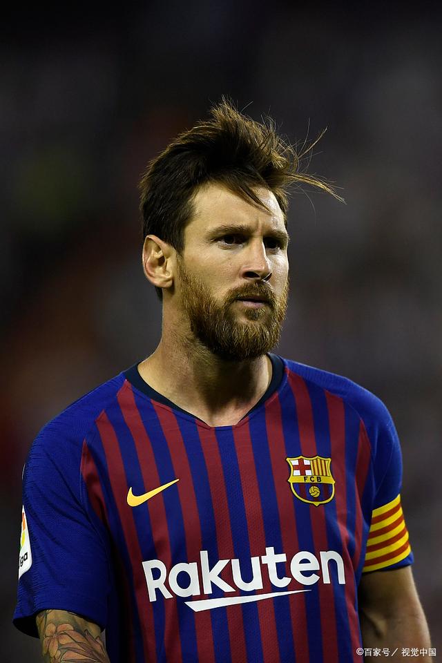 刷新中甲金靴进球纪录，姆本扎：自豪，队友的功劳和我一样大（改写中甲金靴进球数纪录，姆本扎：我很自豪，队友功劳不比我小）