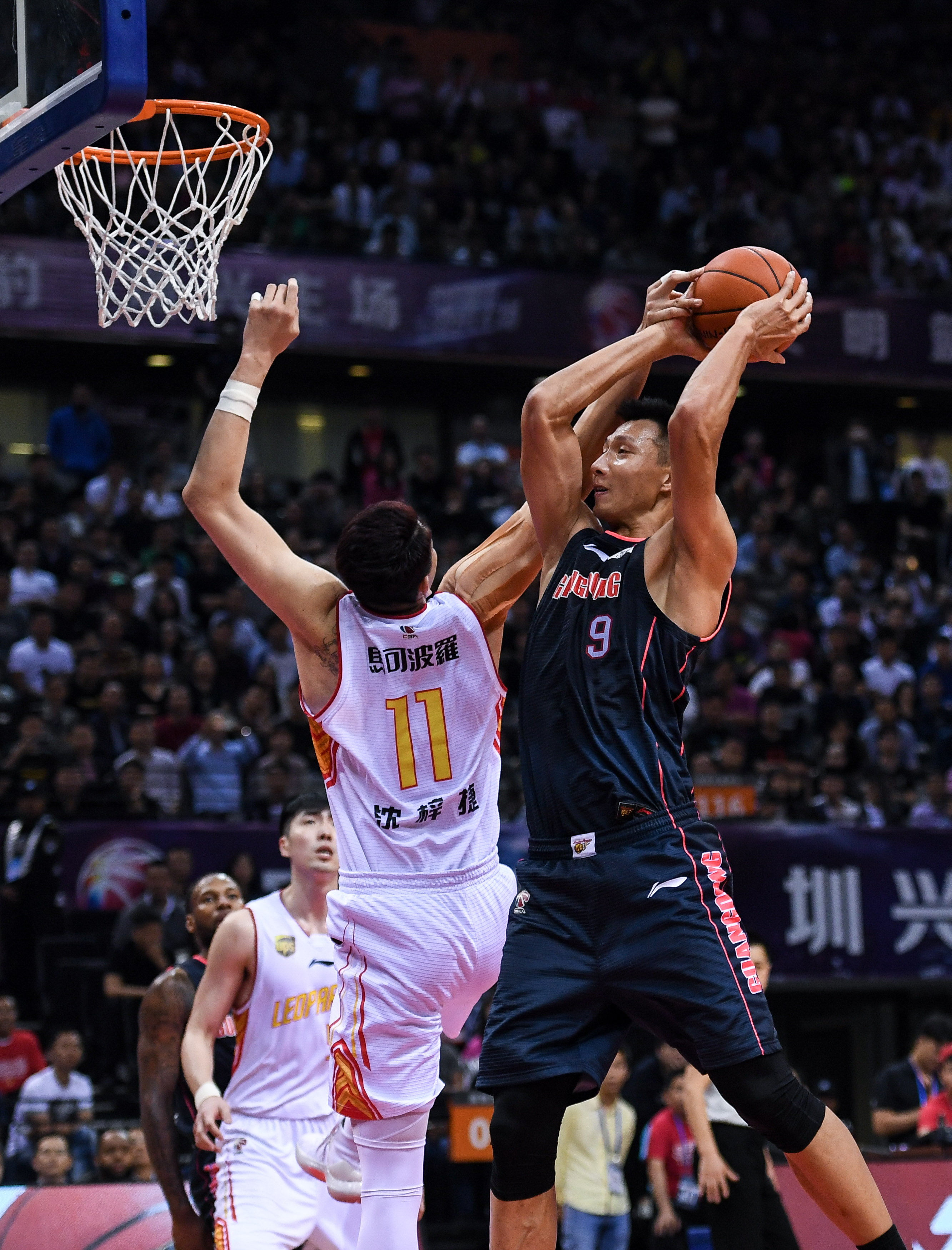 2025中超最佳阵容：蓉城4人入选，法比奥等8名外援在列（2025中超最佳阵容出炉：蓉城4将上榜，法比奥领衔8名外援入选）