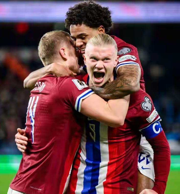 霍伊伦：我喜欢压迫和背对球门；进球美妙但功劳要和球队分享（霍伊伦：偏爱高位逼抢与背身拿球，进球虽美也要把功劳分给全队）