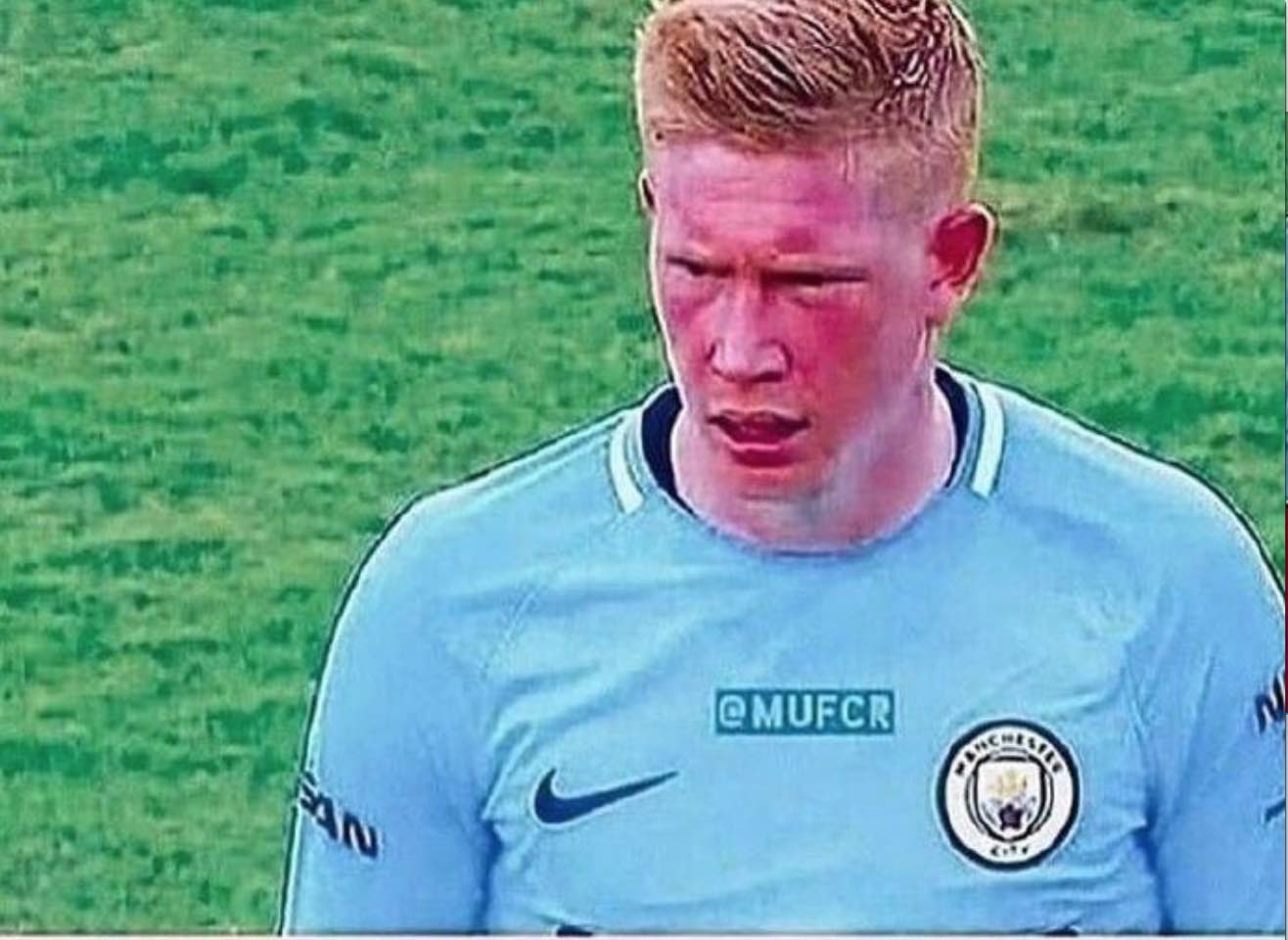 手感低迷！迪亚洛半场9中3&罚球4中1得到8分1板1助攻（迪亚洛半场手感不佳：9投3中、罚球4罚仅1中，拿下8分1篮板1助攻）