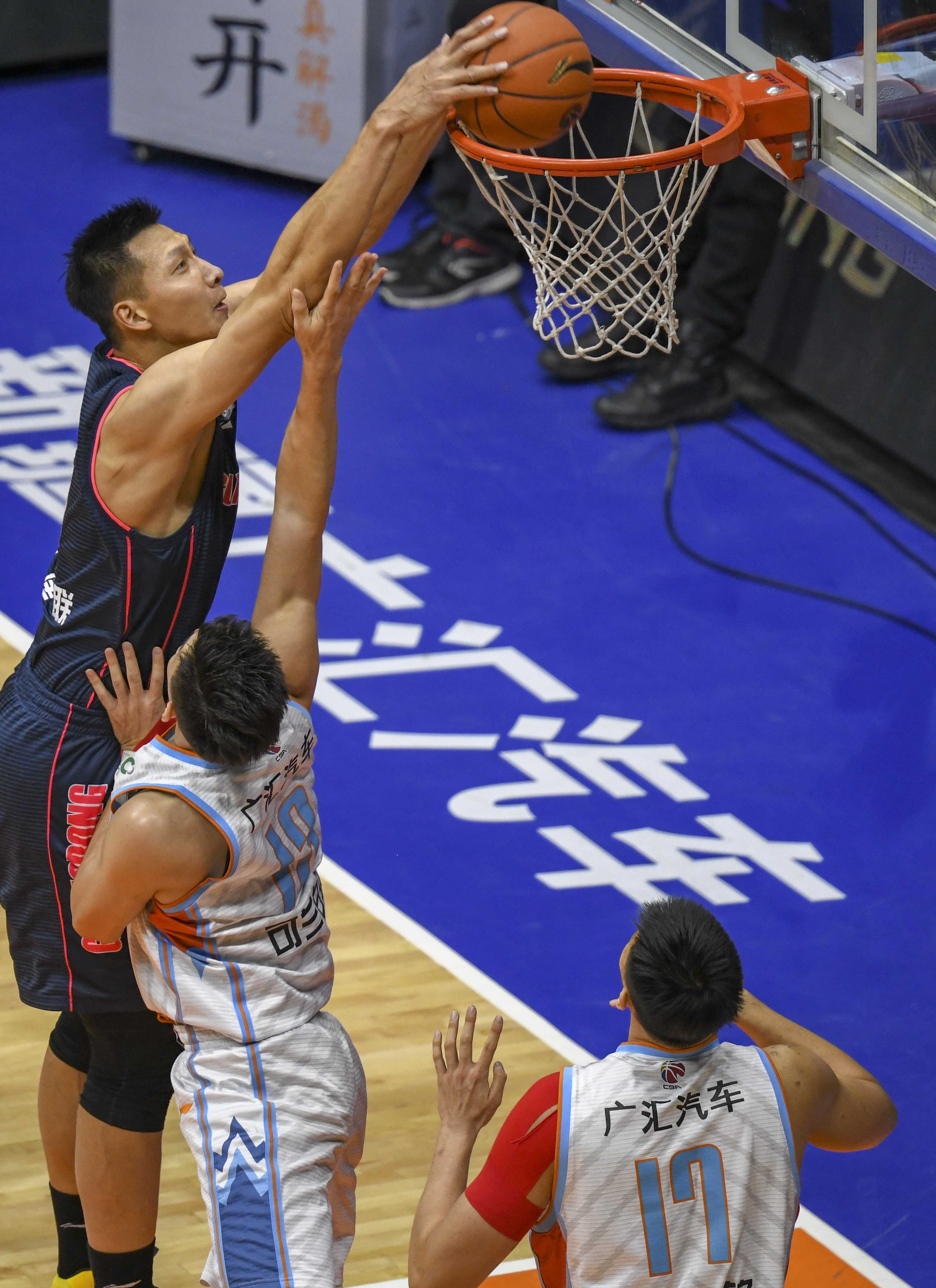 阿圭罗：阿根廷能赢2026世界杯；梅西是巴萨队史最重要的球员（阿圭罗：看好阿根廷问鼎2026世界杯，梅西是巴萨史上最重要球员）