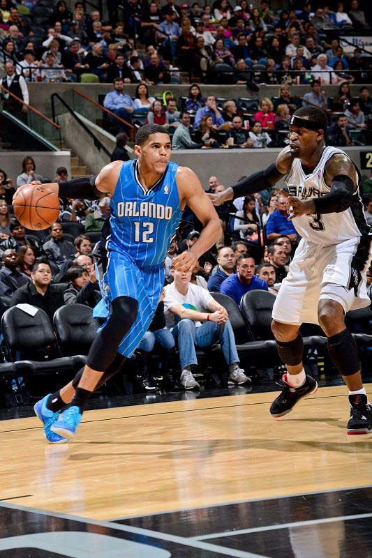 迷你罗助葡萄牙U16夺冠，乔治娜和C罗母亲现场见证（C罗长子助葡萄牙U16封王，乔治娜与C罗母亲到场见证）