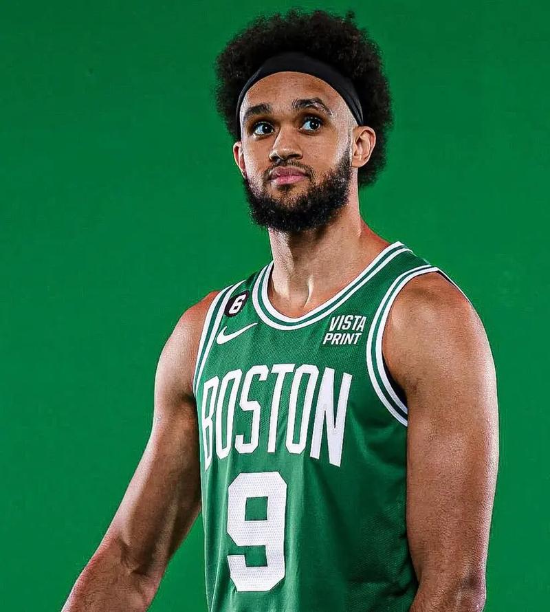 科曼：感谢拜仁邀请我回来，很荣幸与大家分享那些美好时光（科曼：感谢拜仁再度相邀，能与大家重温美好回忆深感荣幸）