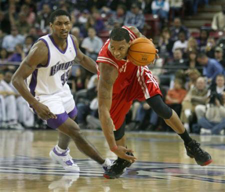 申花出征亚冠：六外援携手出战广岛，斯卢茨基誓言全力以赴（申花踏上亚冠征途：六外援合力挑战广岛，斯卢茨基承诺全力以赴）