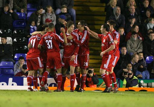 活塞主场11胜2负&总战绩20胜5负，均为20年来球队最佳（活塞主场11胜2负、总战绩20胜5负，刷新近20年队史最佳纪录）