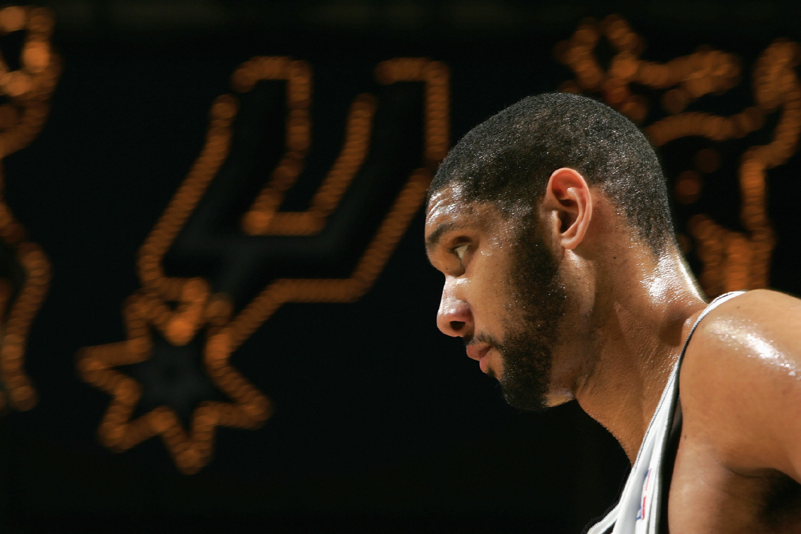 德转列土耳其球员历史身价榜：居莱尔9000万欧元高居第一（德转发布土耳其球员历史身价榜：居莱尔以9000万欧居首）