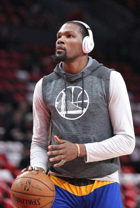 穆里尼奥：执教与评论教练是两回事，而评论别人总是容易的（穆里尼奥：带队与点评是两码事，评论他人总是更容易）