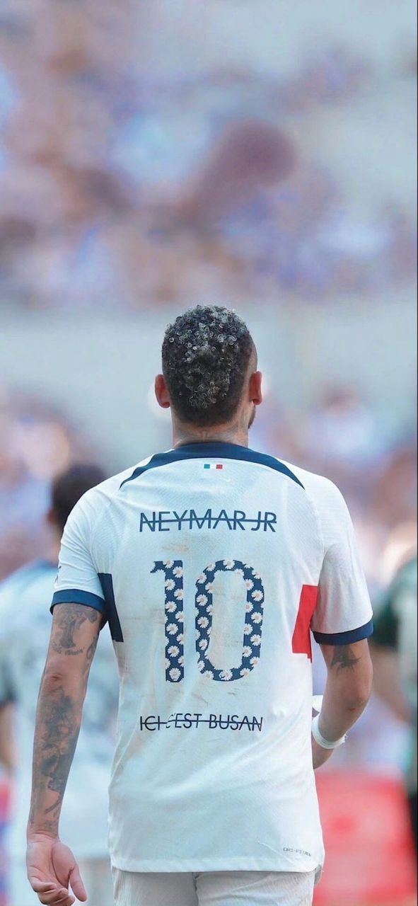 大巴黎对阵雷恩大名单：登贝莱领衔锋线，门将舍瓦利耶缺席（巴黎圣日耳曼战雷恩名单出炉：登贝莱领衔锋线，门将舍瓦利耶无缘）