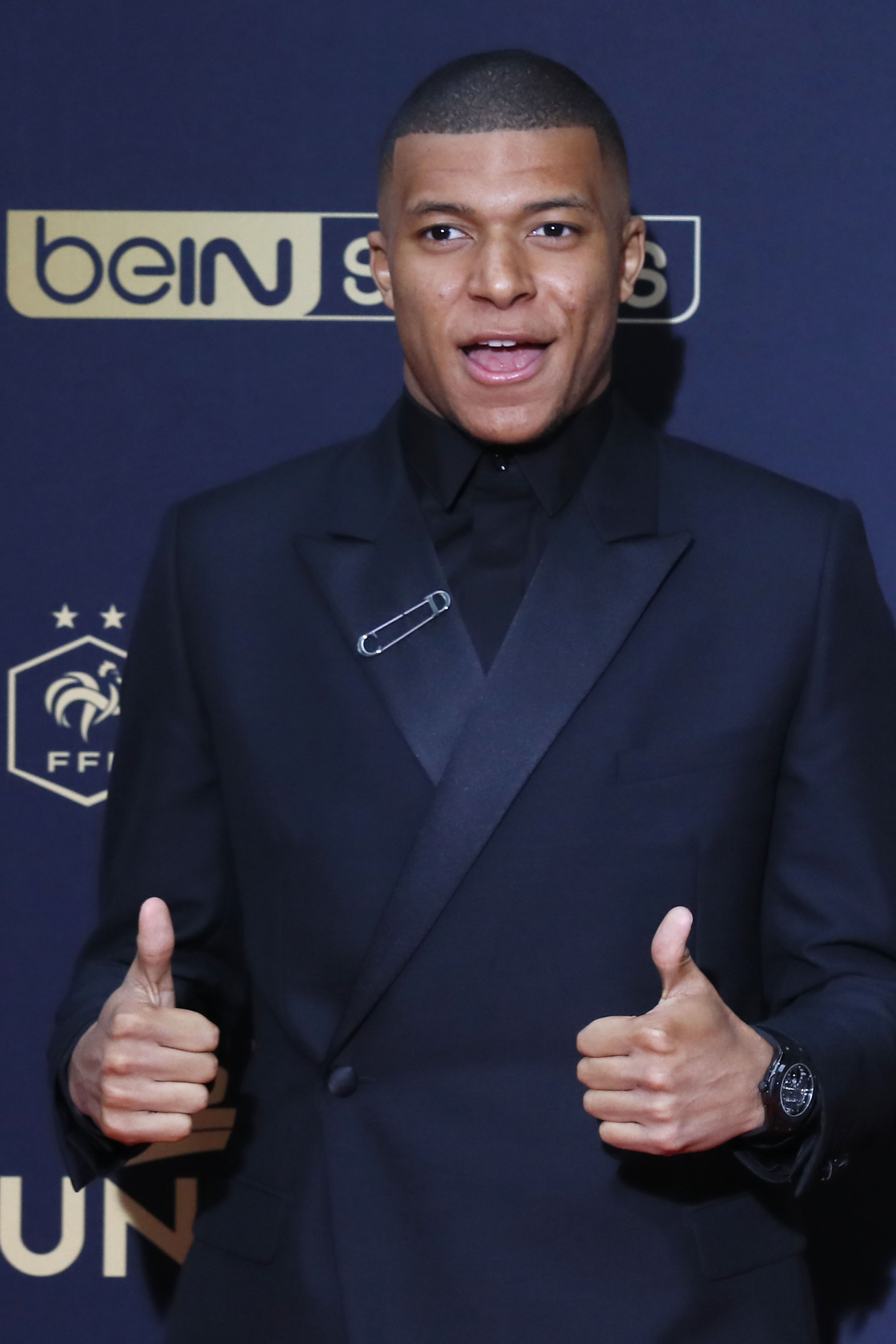 迪马尔科：利物浦随时都能制造威胁，他们全队都是顶级球员（迪马尔科：利物浦全员顶级，随时构成威胁）